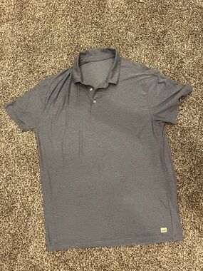 Vuori Men's Heather Blue Polo 👕